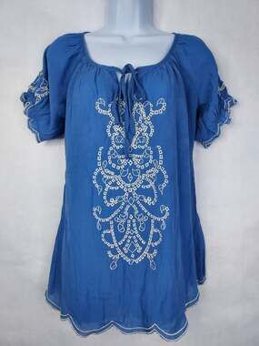 Sisters Peasant Blouse Women's M Puff Sleeve Blue Embroidery Boho Resort Coastal